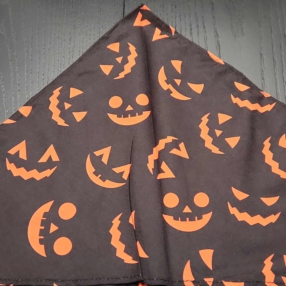 Halloween Pet Pumpkin Bandana For cats or dogs